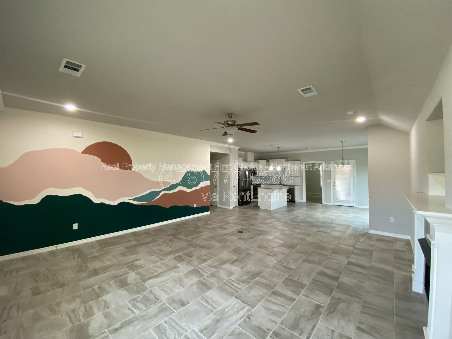Building Photo - 109 S Geranium Ln