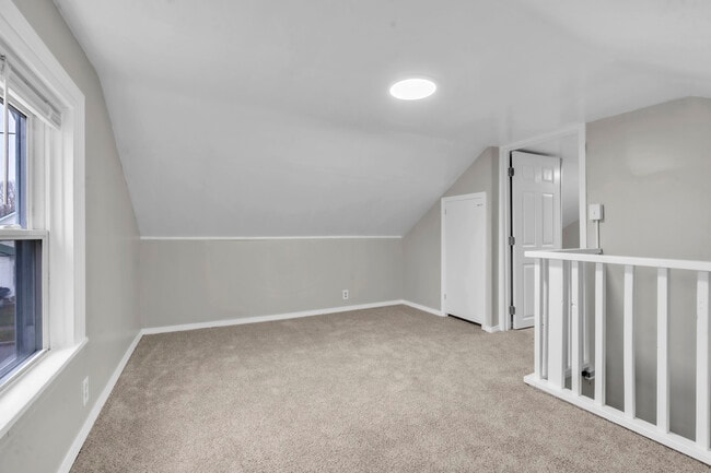 Building Photo - 114 Parker Ave