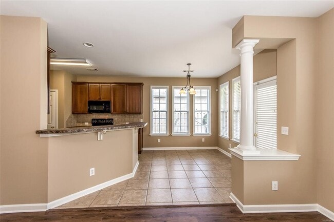 Building Photo - 9625 Helmsley Cir