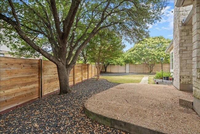 Building Photo - 5301 Deerwood Ln