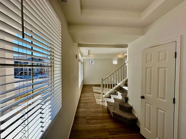 Building Photo - "Charming and spacious 3-Bed Sanctuary with 2.5 Baths the Reunion Community in Commerce City!"