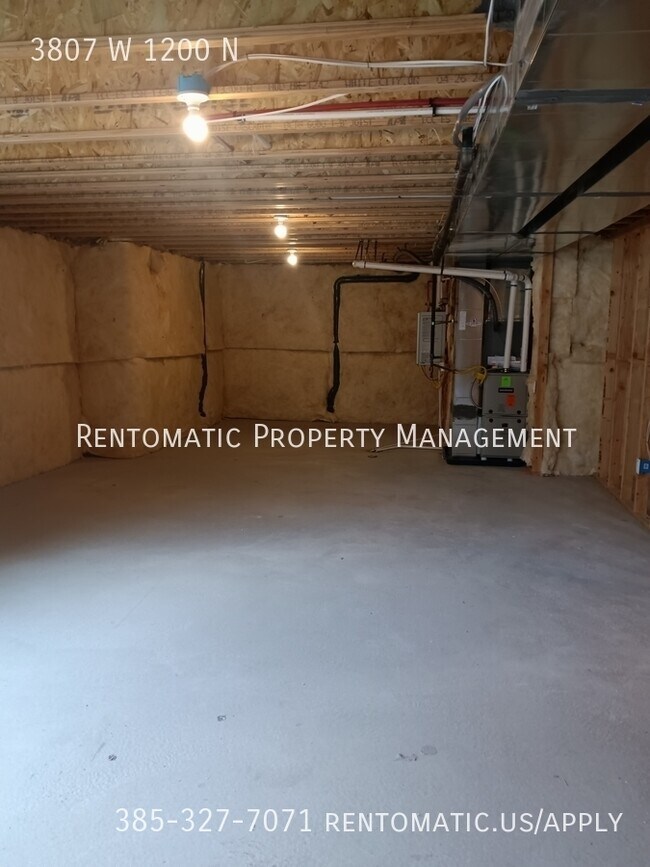 Building Photo - 3807 W 1200 N