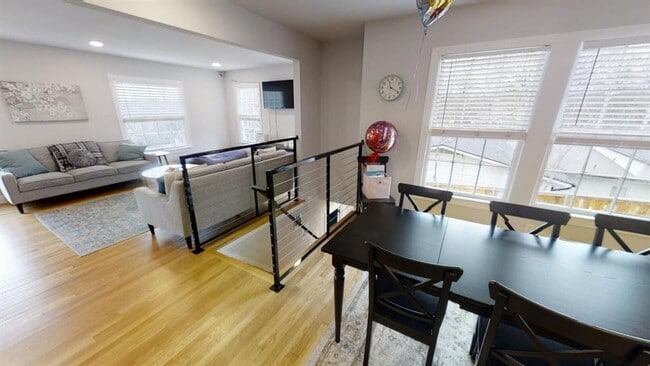 Building Photo - 2503 Hartford Rd