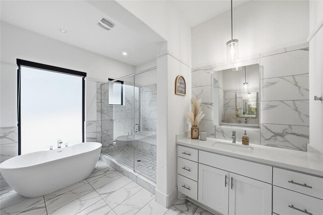 Building Photo - 321 Sweet Grass Ln