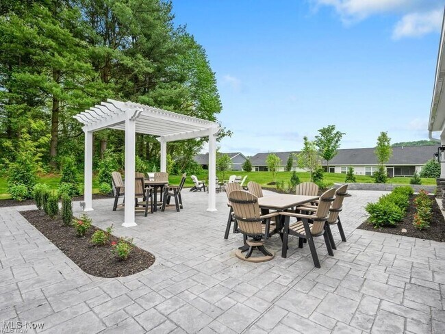 Building Photo - 1845 Shank Dr