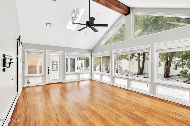 Building Photo - 15 Brookwood Dr