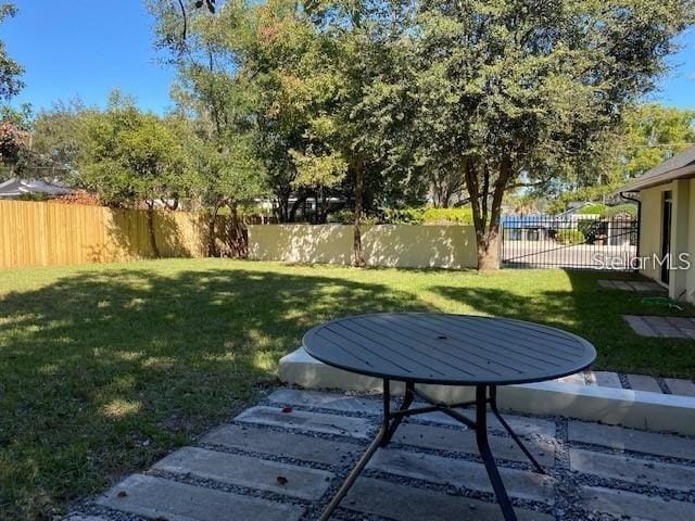 Building Photo - 2428 Lotafun Ave