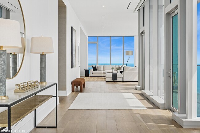 Building Photo - 363 E Wacker Dr