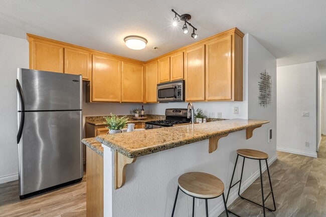 Building Photo - Remodeled 2 bed/2bath in Imperial Beach