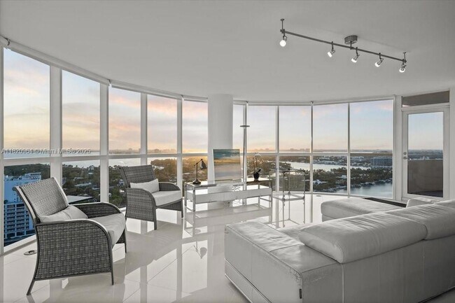 Building Photo - 6301 Collins Ave