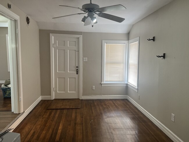 Primary Photo - 2708 Avenue V