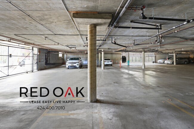 Building Photo - 10201 Woodbine St