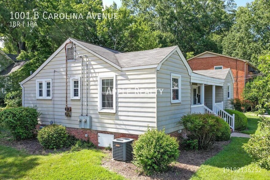 Building Photo - 1001 Carolina Ave