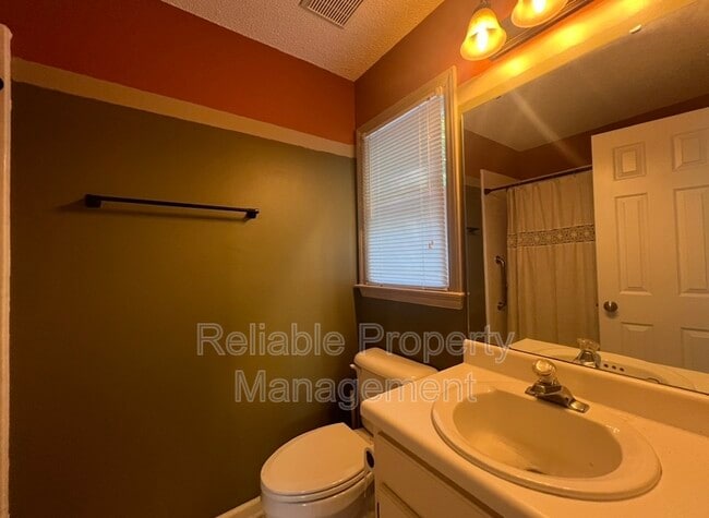 Building Photo - 5110 Raleigh Rd