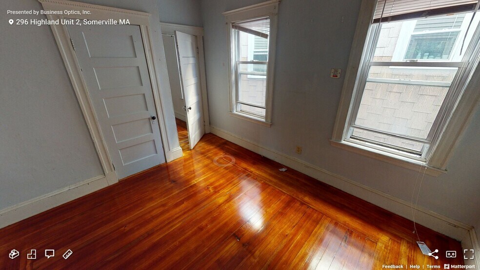Building Photo - 296 Highland Ave