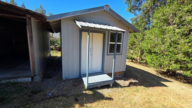Building Photo - 178 Moonbeam Ln