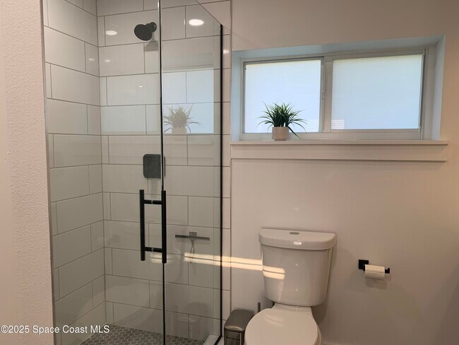 Building Photo - 710 Orange Blossom Dr