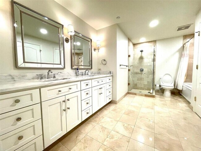 Building Photo - 195 14th St NE