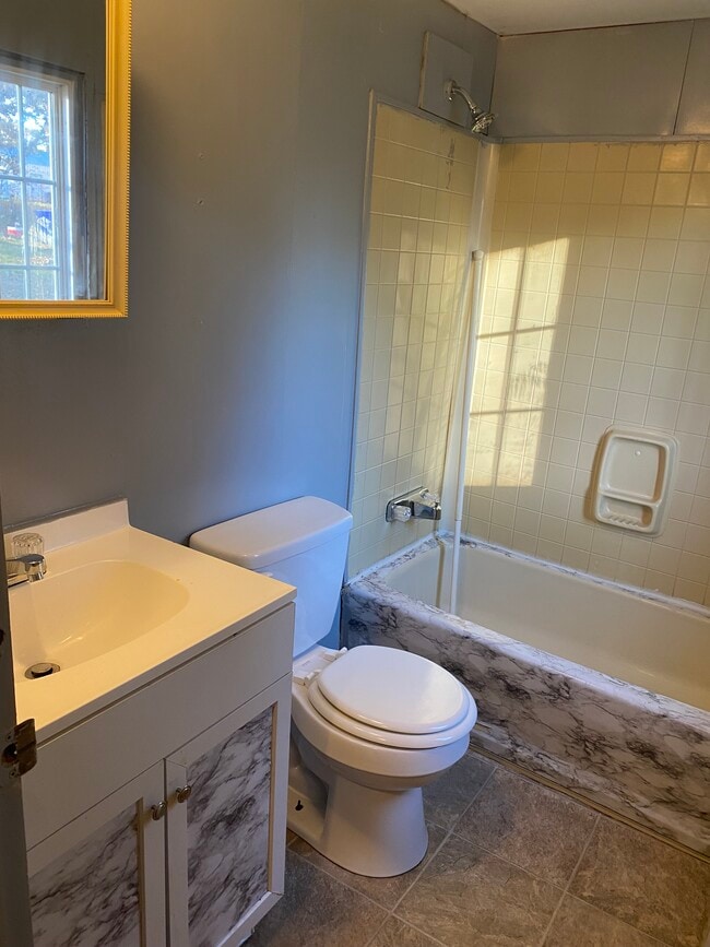 Building Photo - 13190 Hoosier Dr