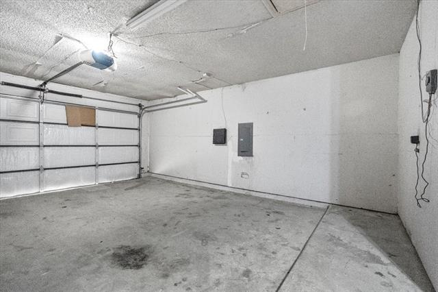 Building Photo - 7910 Meadowlark Ln