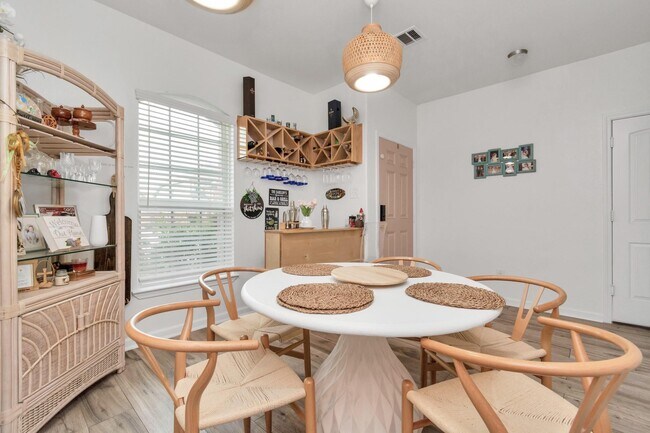 Building Photo - 24834 Puccini Pl