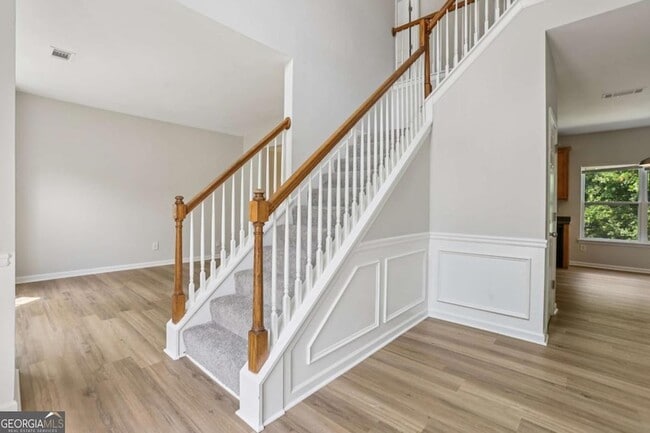 Building Photo - 1025 Pebble Creek Trail