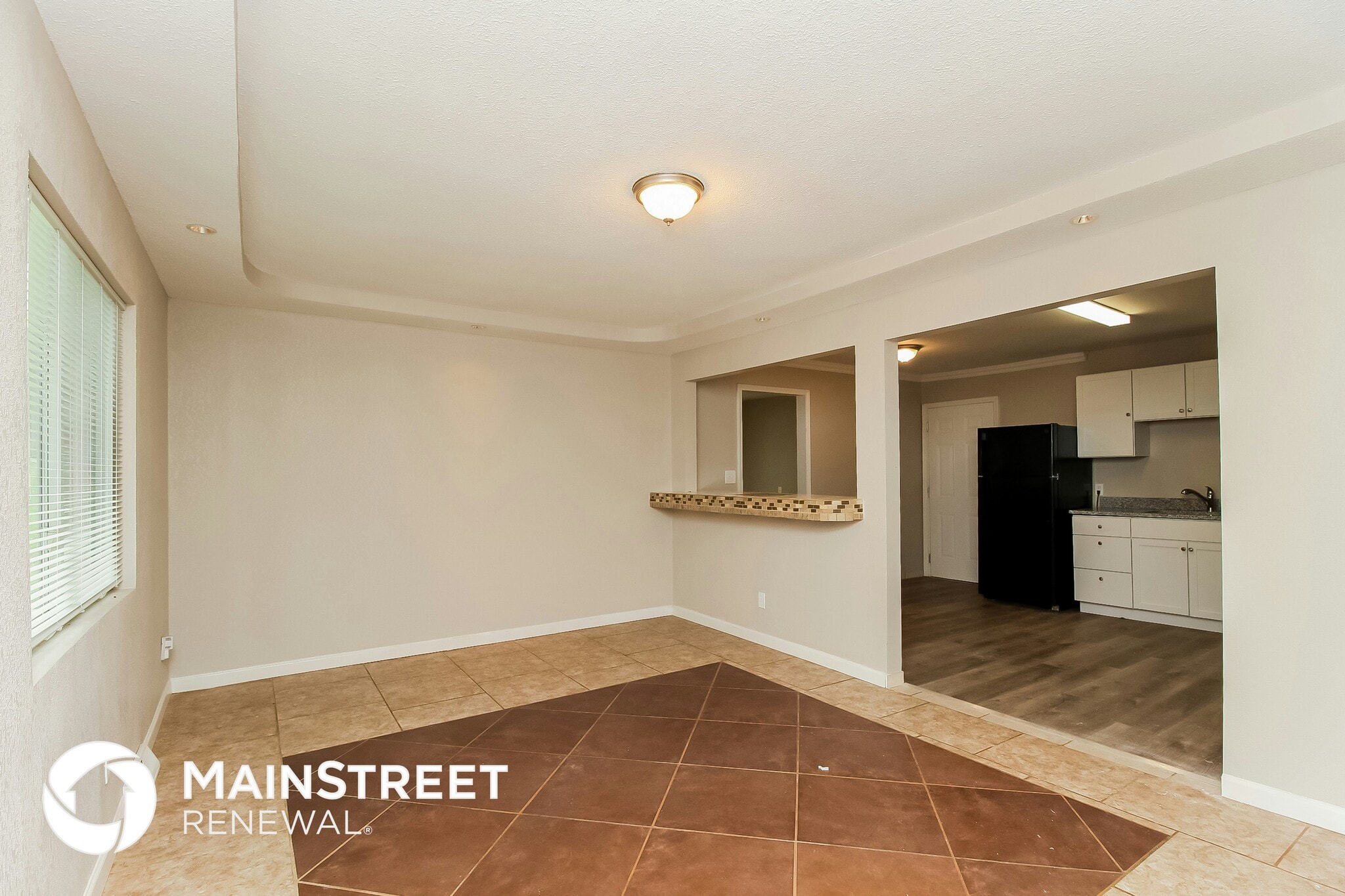 Building Photo - 6130 N Eugene Field Rd