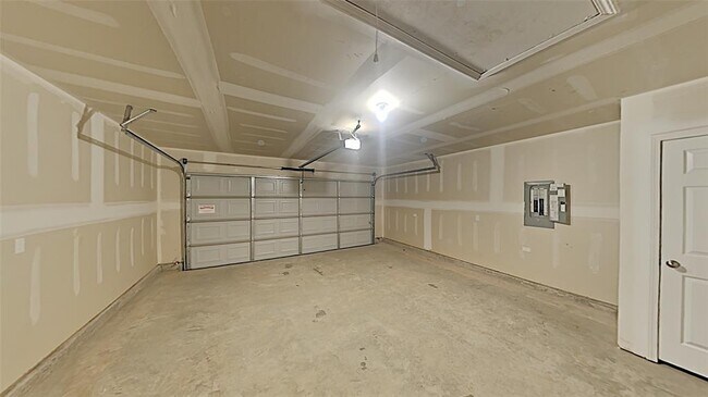 Building Photo - 4325 Umbria Rd