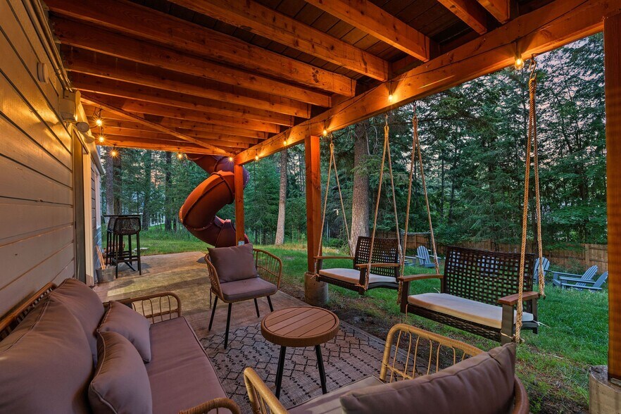 Building Photo - 205 Whitetail Ln