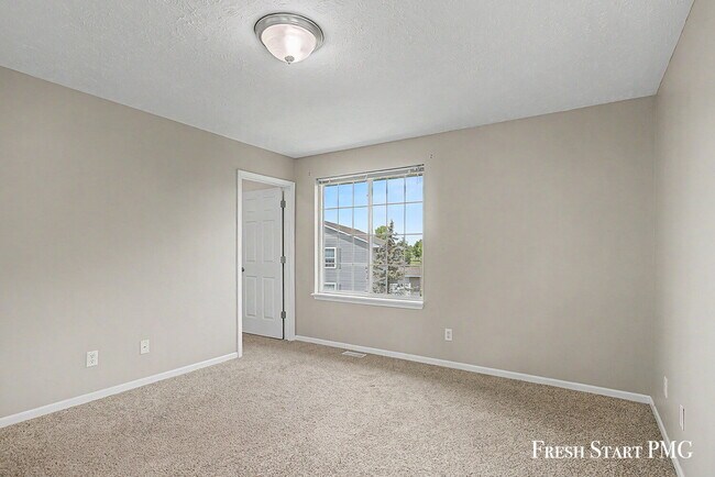 Building Photo - 4051 Rivertown Ln SW