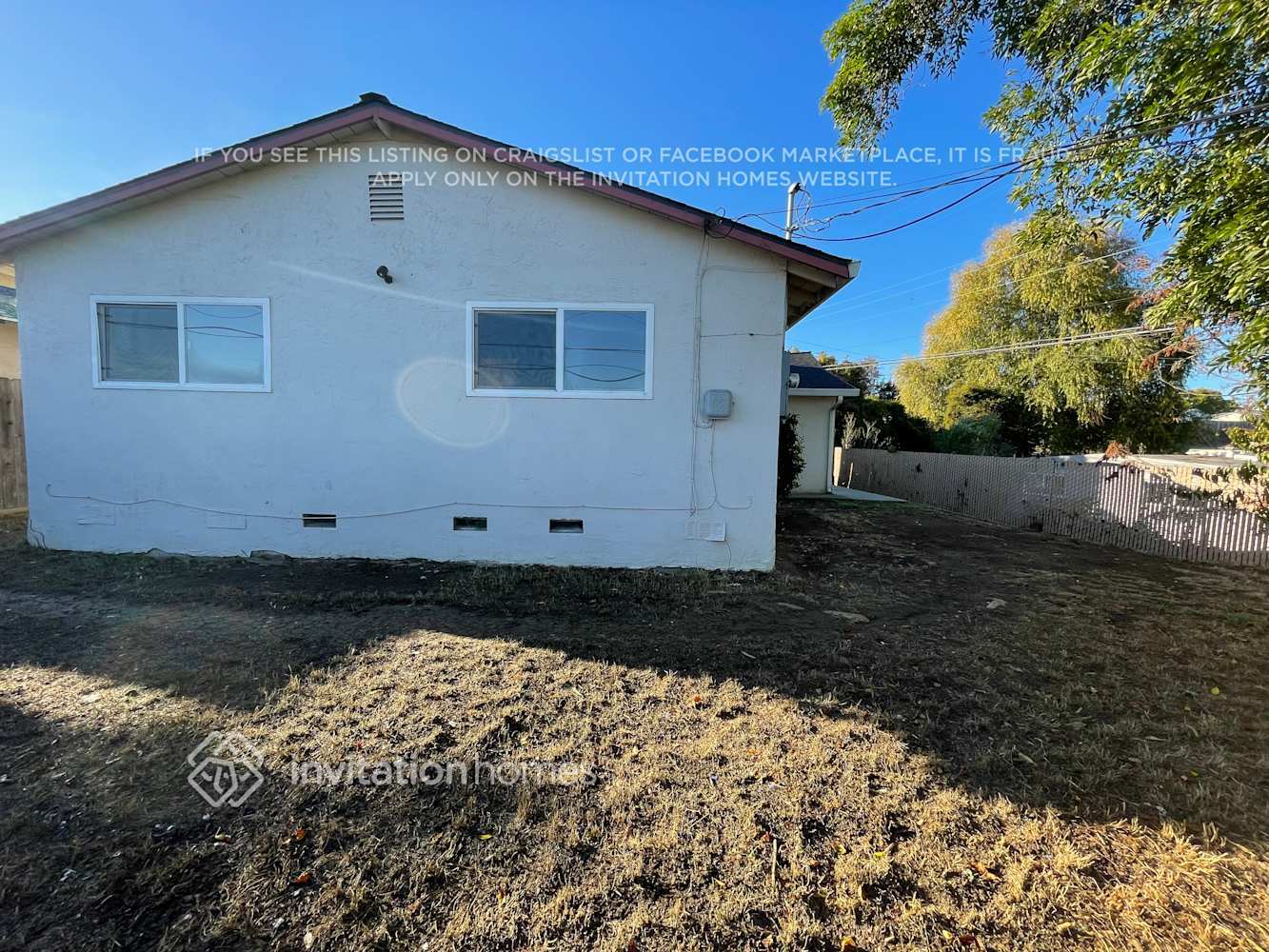 Building Photo - 452 Ladera Dr
