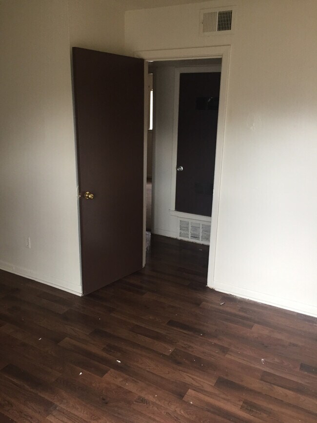 Building Photo - Macon Pointe Apartments