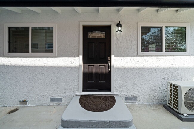 Building Photo - 4714 Berryman Ave