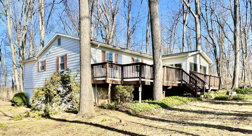 Front of the Home - 21628 Parker Rd