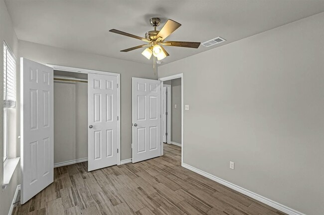 Building Photo - 344 Arnold Dr