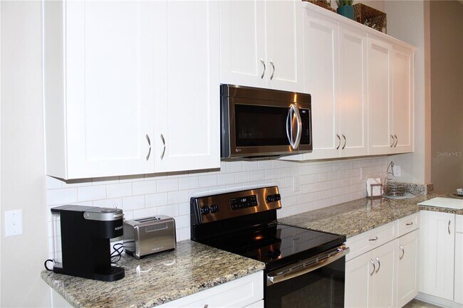 Building Photo - 13702 Messina Loop