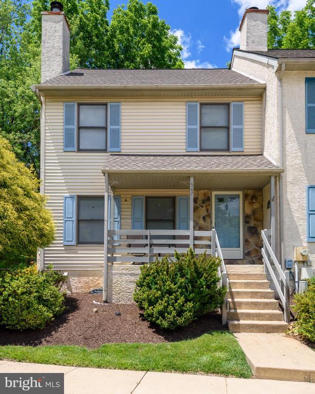 Building Photo - 547 Pickering Station Dr