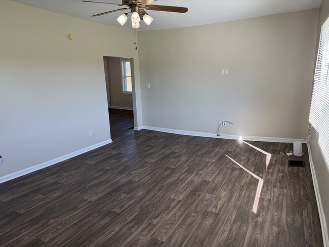 Building Photo - 3755 N County Rd 600 W