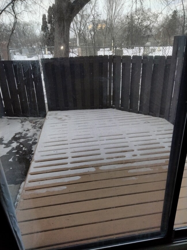 Building Photo - 7434 72nd Ln N