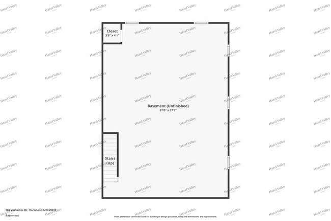 Building Photo - 585 Versailles Dr