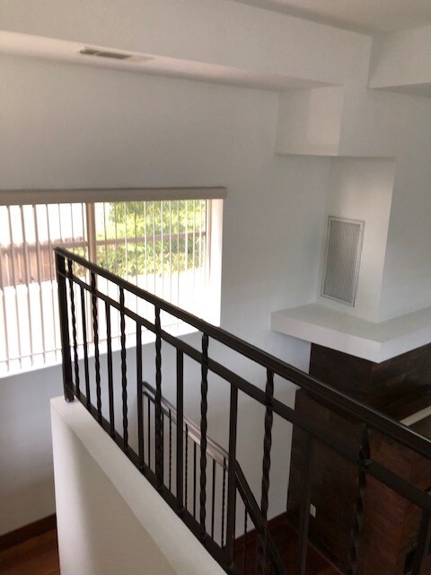 Building Photo - 1243 Franklin St