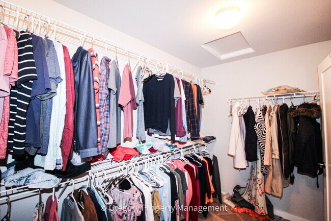 Building Photo - 19209 8th Ave W