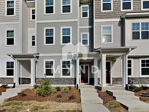 Building Photo - Room in Townhome on Sweet Lilac Wy