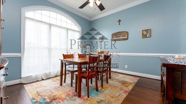 Building Photo - 9230 Garrett Creek Dr