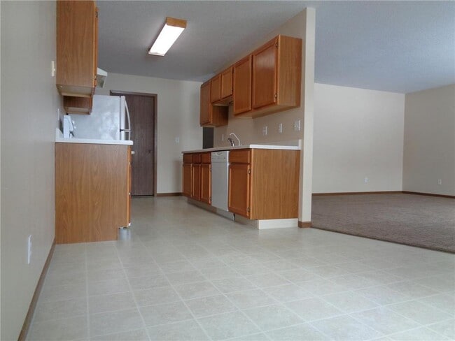 Building Photo - 1706 Lincoln Ave