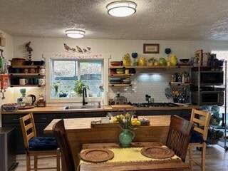 Building Photo - 6808 WA-291