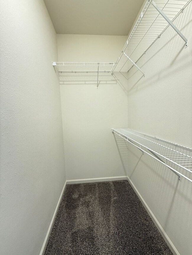 Building Photo - South Side...Newer 3 Bedroom 2 Bath House