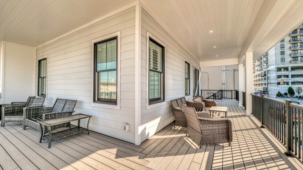 Building Photo - 101 S Madison Ave