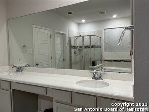 Building Photo - 2406 Olive Wy