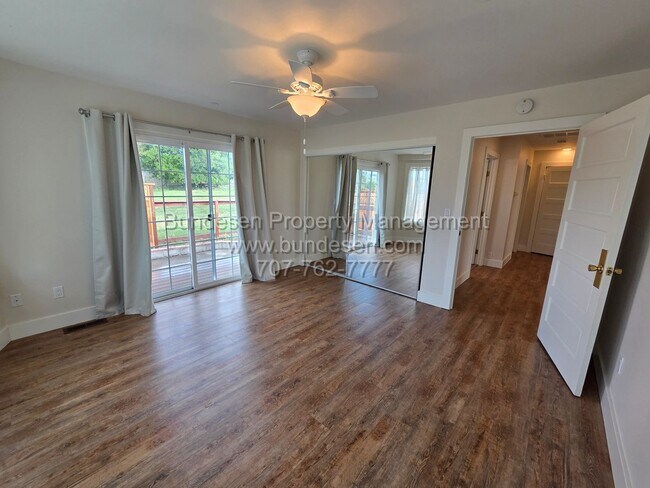 Building Photo - 811 Old Adobe Rd